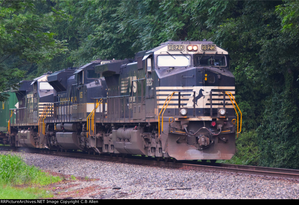 NS 216 Departs Whitaker